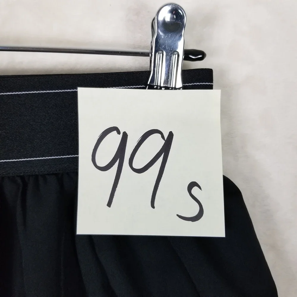 Alo Yoga Activewear Shorts Women Size Medium Black Elastic Logo Waistband